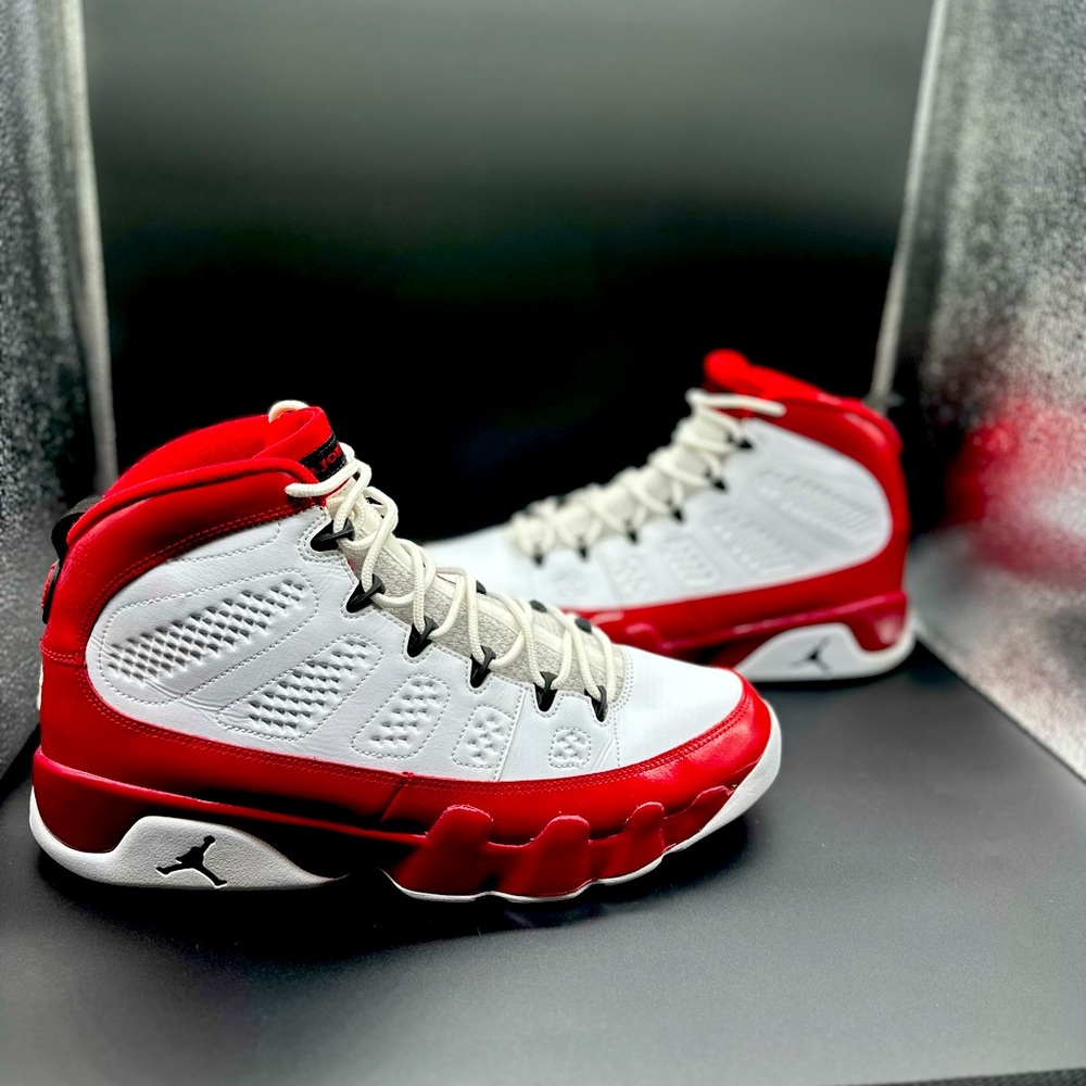 Fire Red Air Jordan 9s
